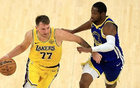 ESPN：湖人仍有意库明加 但相关谈判已停滞数周