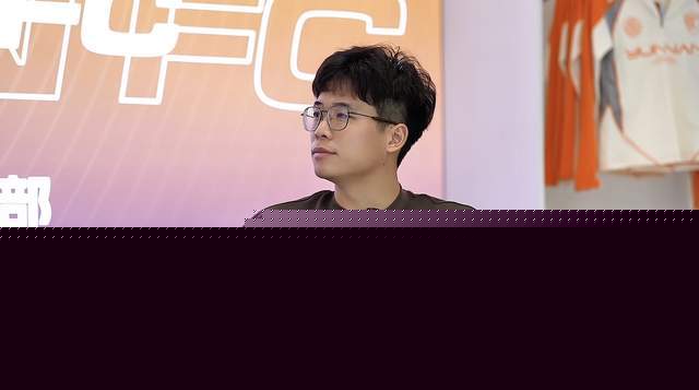 段刘愚想踢亚冠离队，泰山队对成绩没追求，陈泽仕恢复训练，4天2战上海双雄